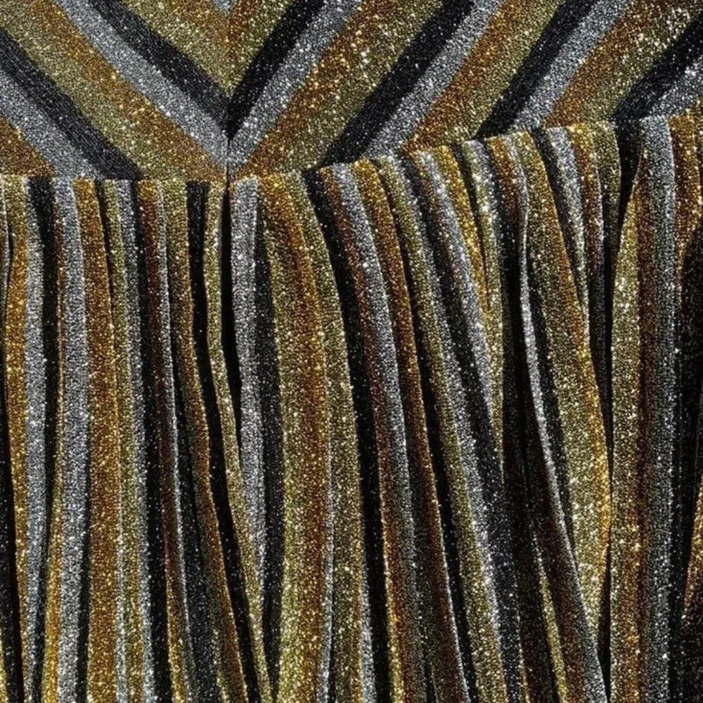 XL Dress the Population - gold and black dress NWT - Picture 6 of 11